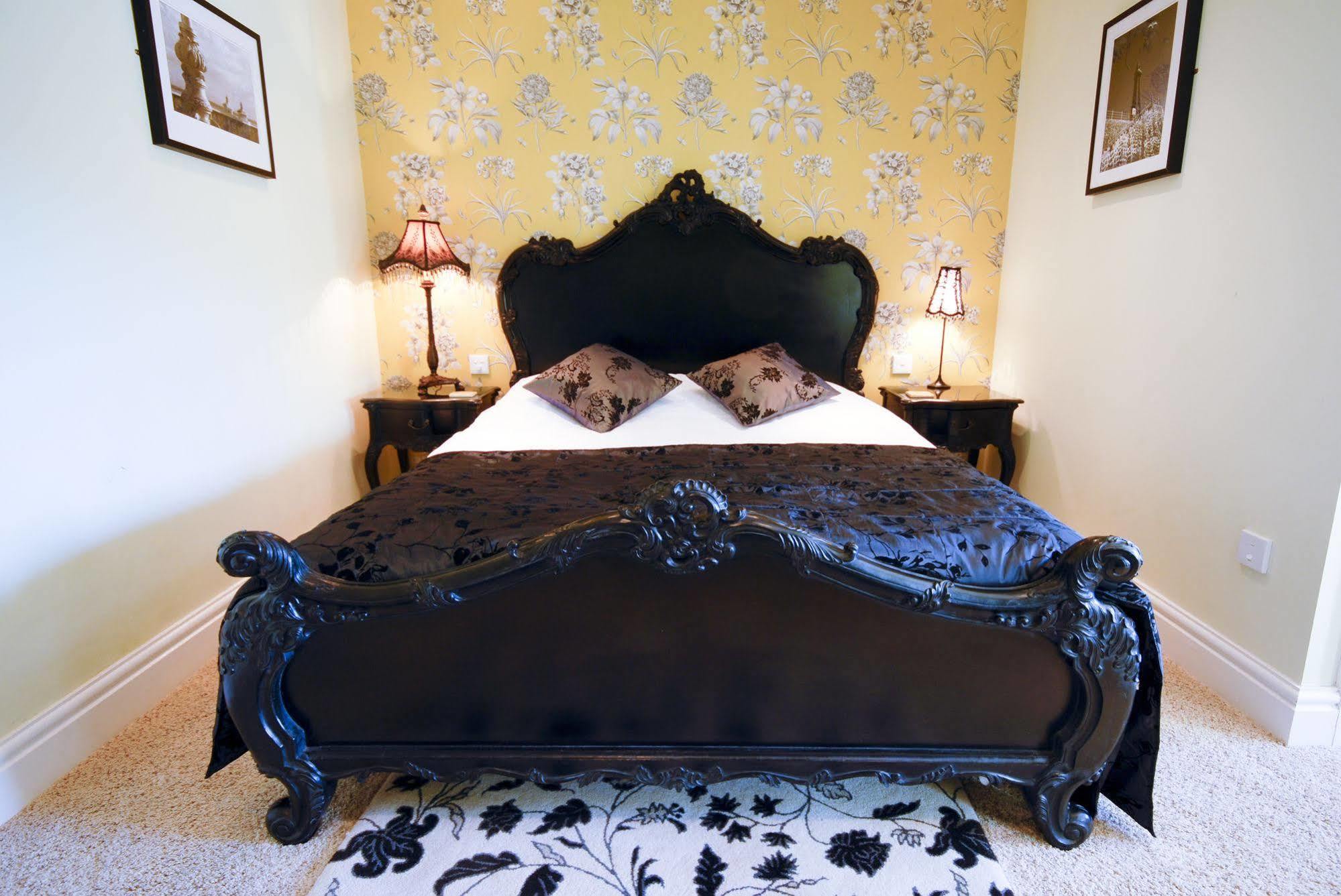 The Cartford 5*